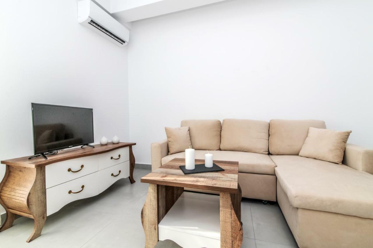 Lux 'N Comfort Apartments Tínos 외부 사진