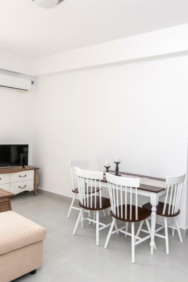 Lux 'N Comfort Apartments Tínos 외부 사진