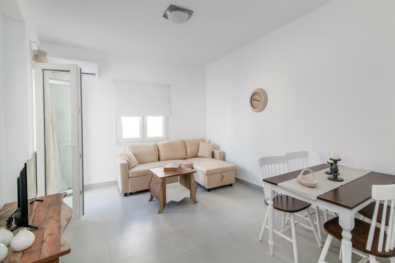 Lux 'N Comfort Apartments Tínos 외부 사진